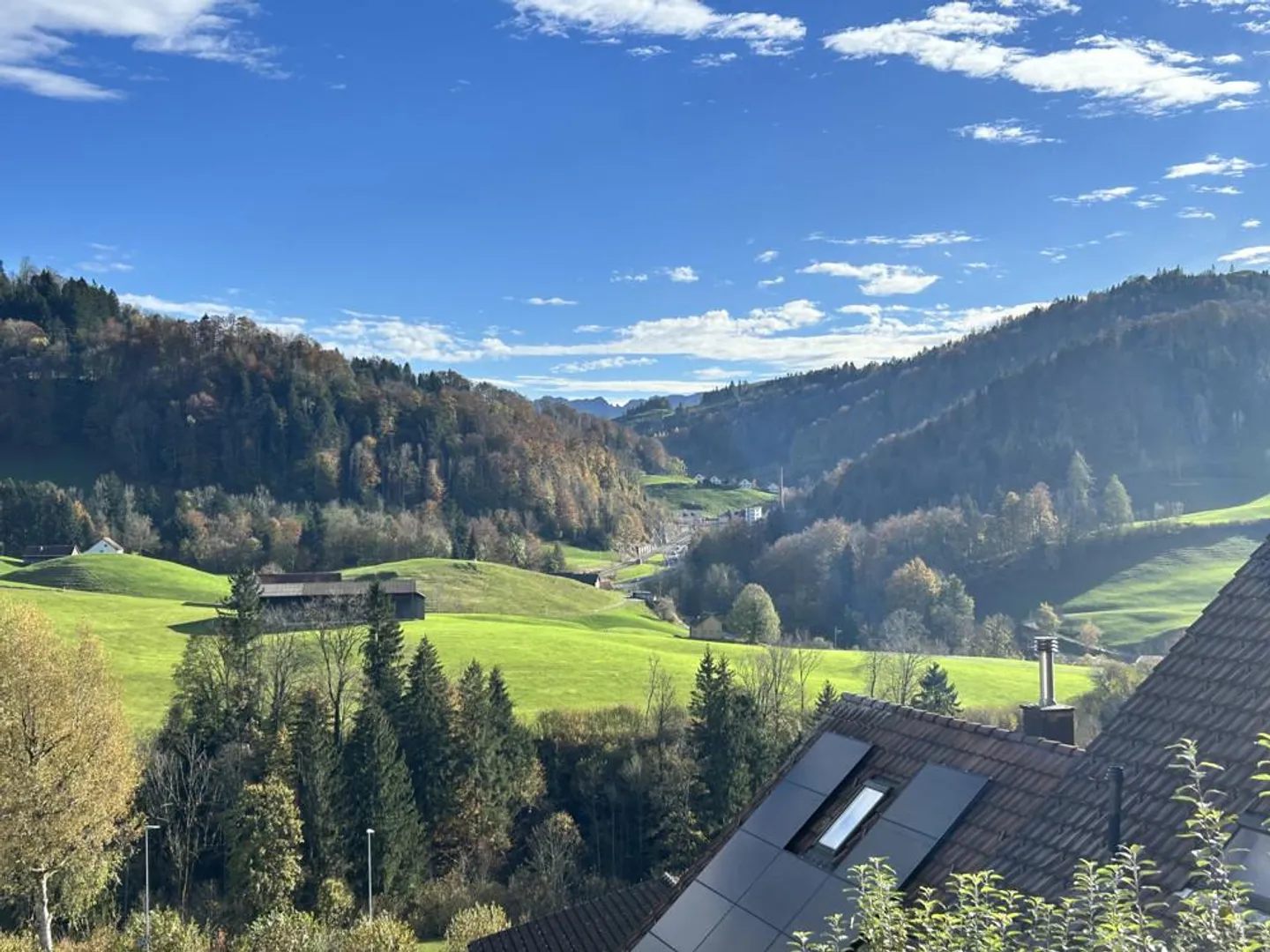 Appartamento con terrazza e vista magnifica - Foto 1 di 9