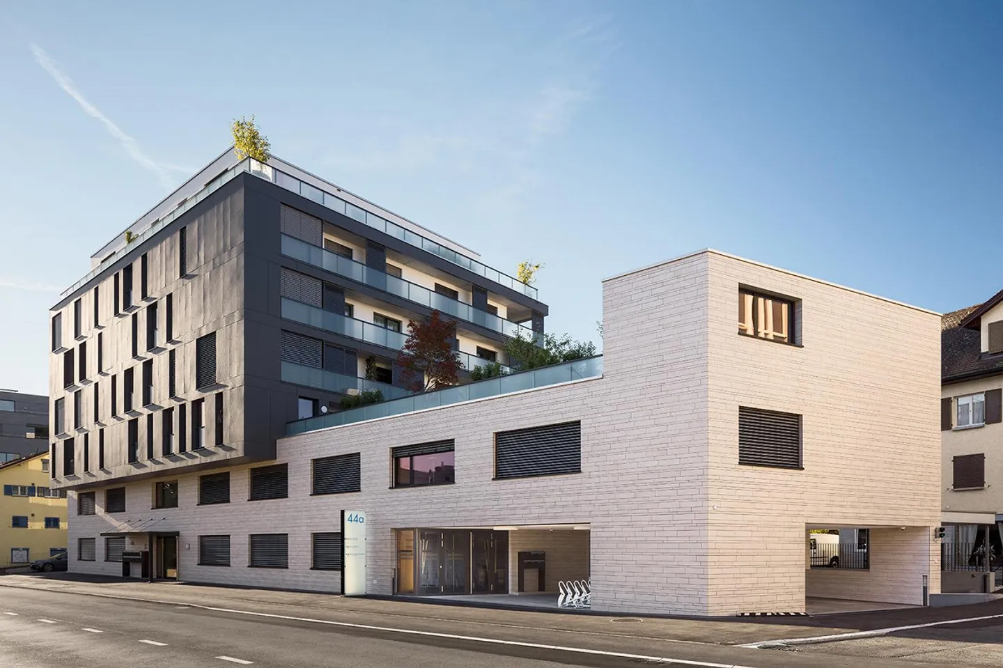 Exclusive apartment in the village center - Photo 1 of 7