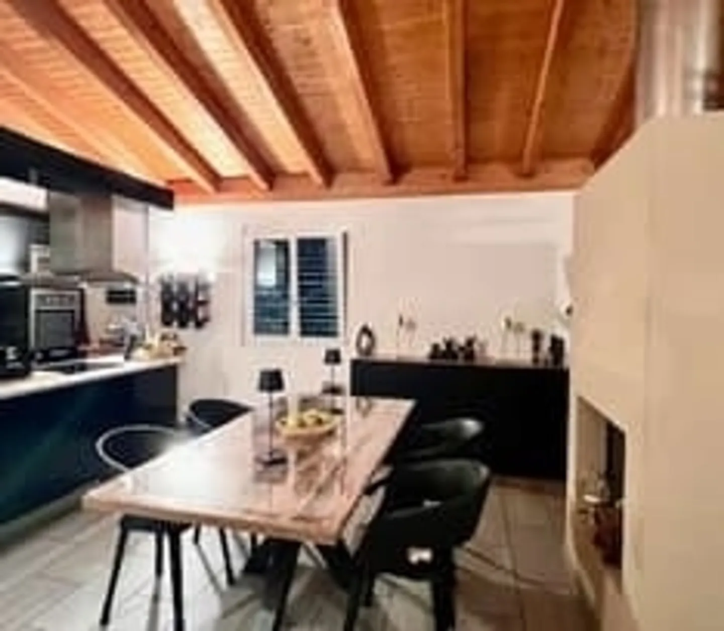 Double view fireplace, relaxation terrace and elevator with direct access to the house - Photo 4 of 13