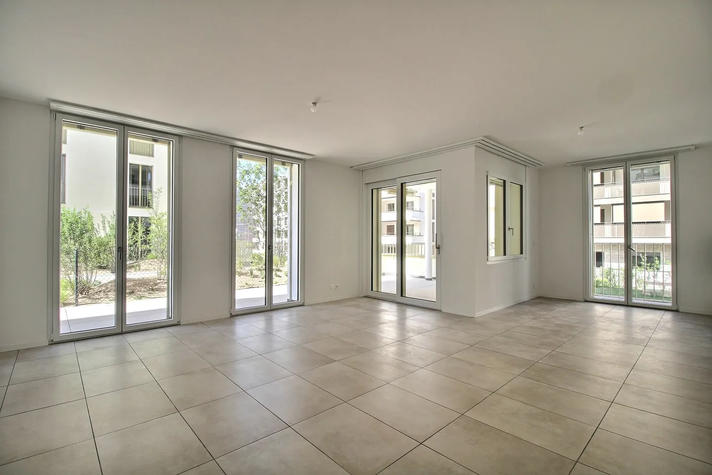 Außergewöhnliche 5,5-Zimmer-Wohnung zur Miete in Marly! - Foto 1 von 13