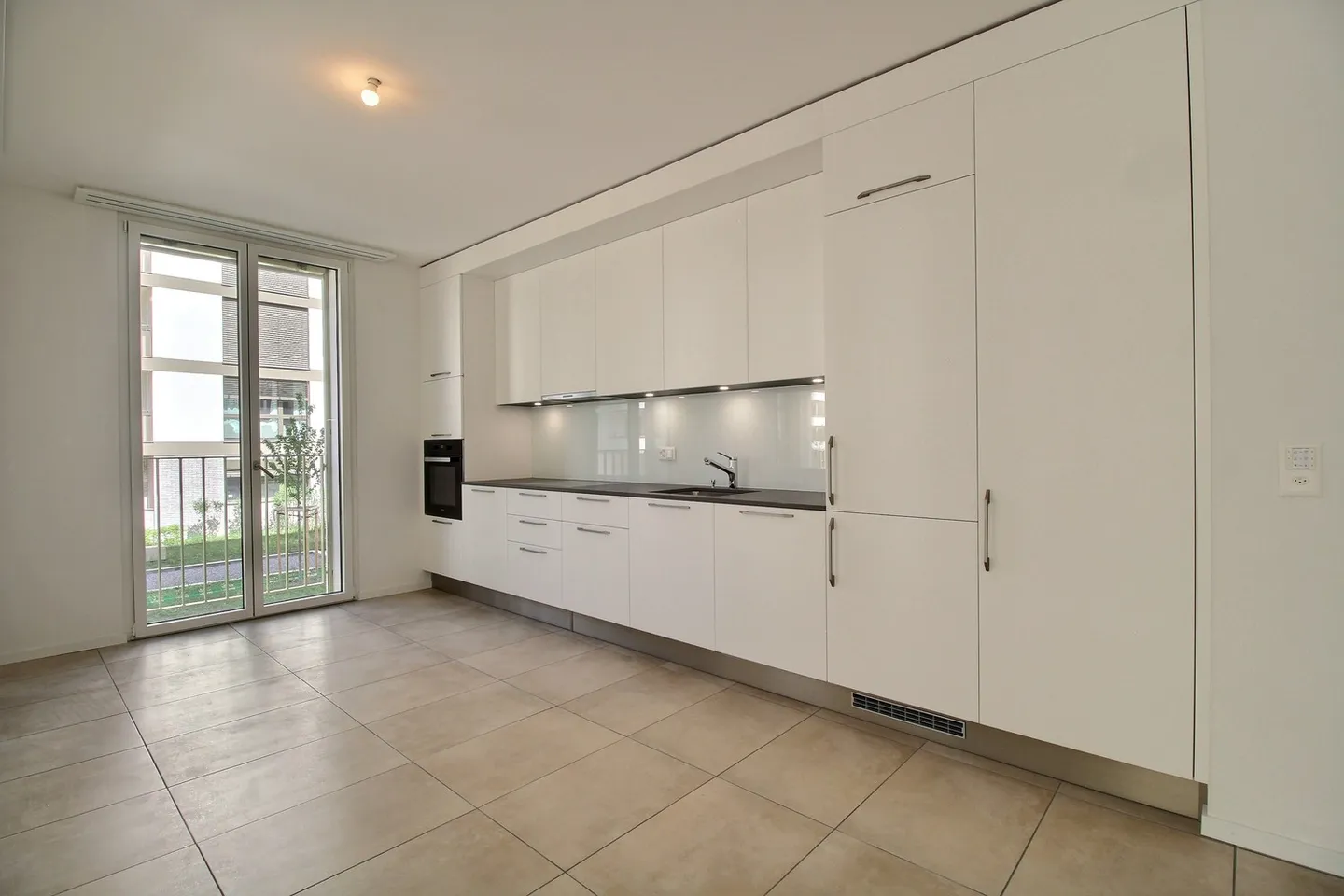 Außergewöhnliche 5,5-Zimmer-Wohnung zur Miete in Marly! - Foto 3 von 13