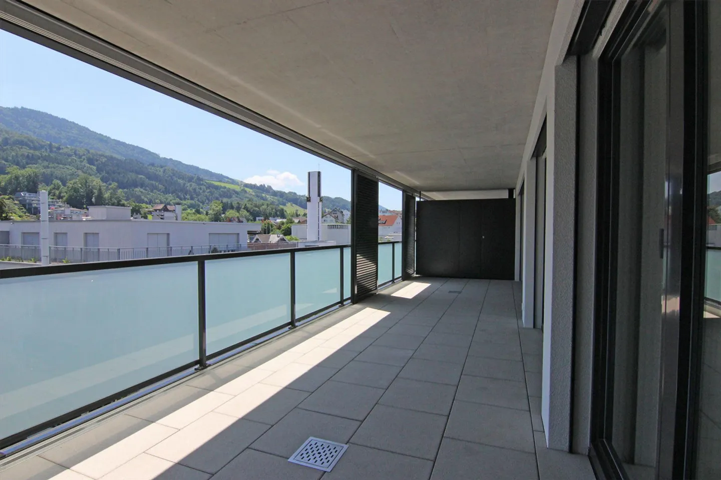 Exclusive apartment in the village center - Photo 7 of 7