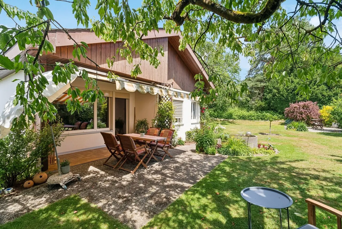 Einfamilienhaus kaufen - Foto 1 von 8