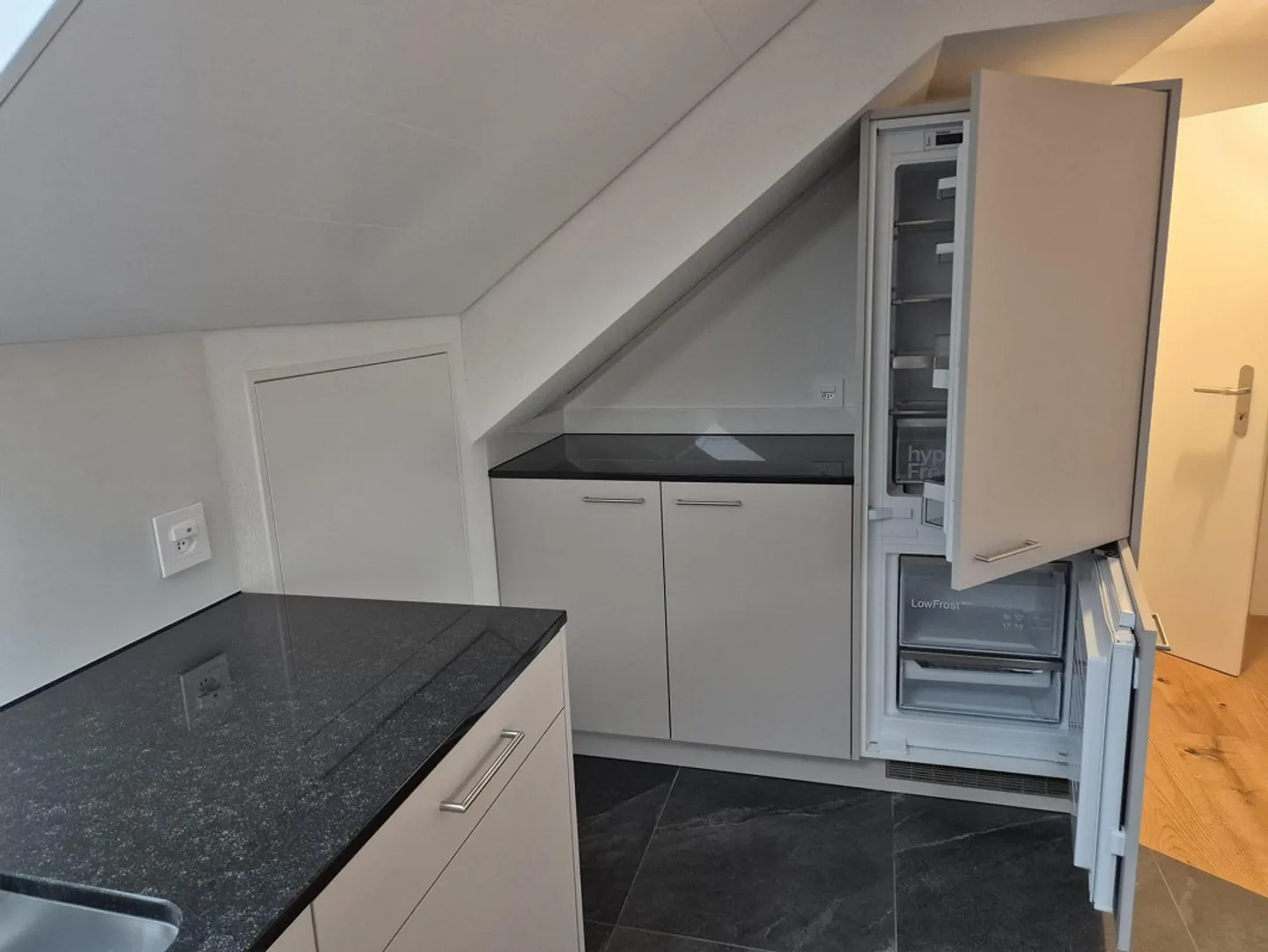 Appartement mansardé au calme - Photo 12 sur 17