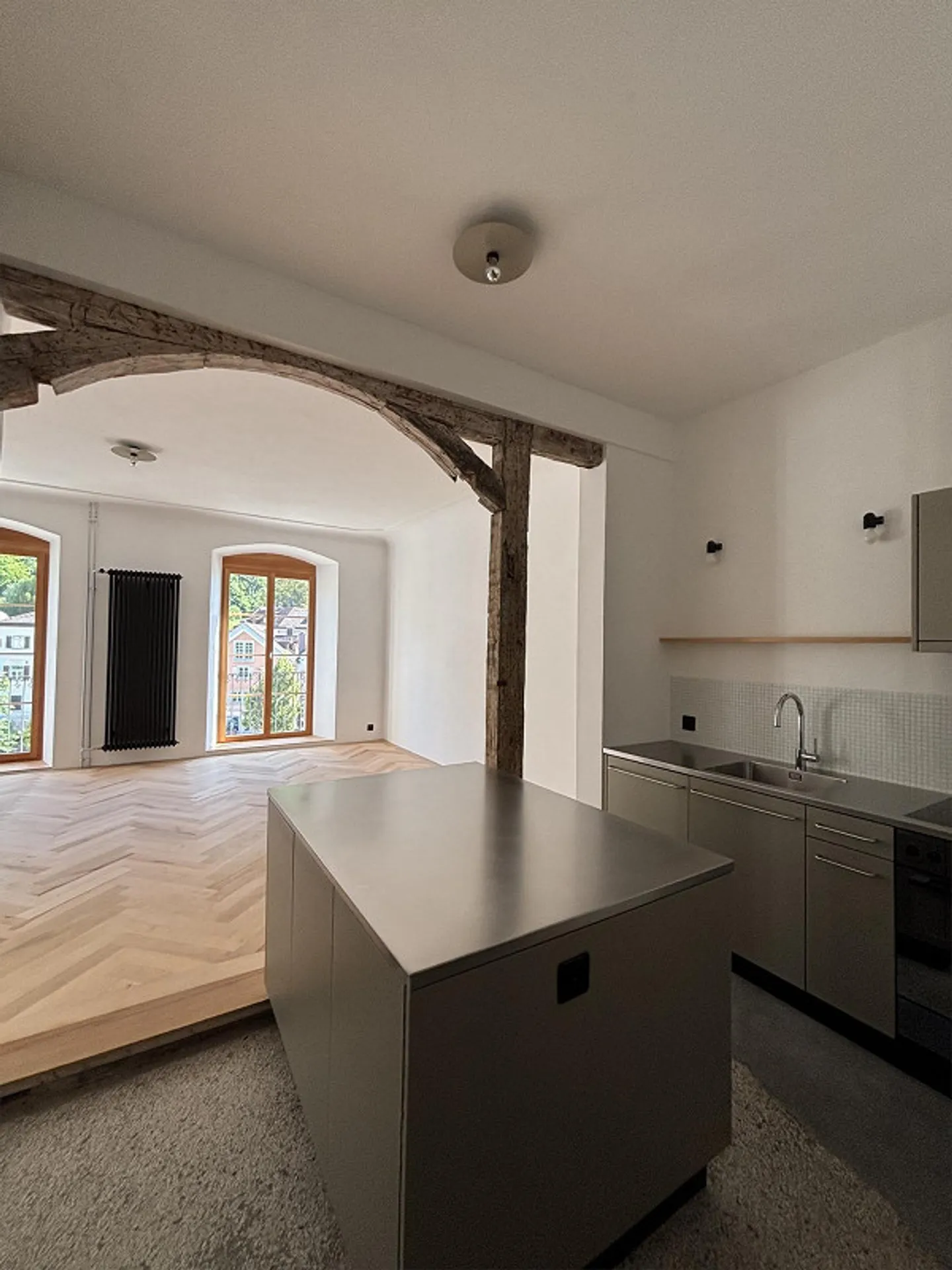 Grande Maisonette avec Balcon Français - Photo 1 sur 13