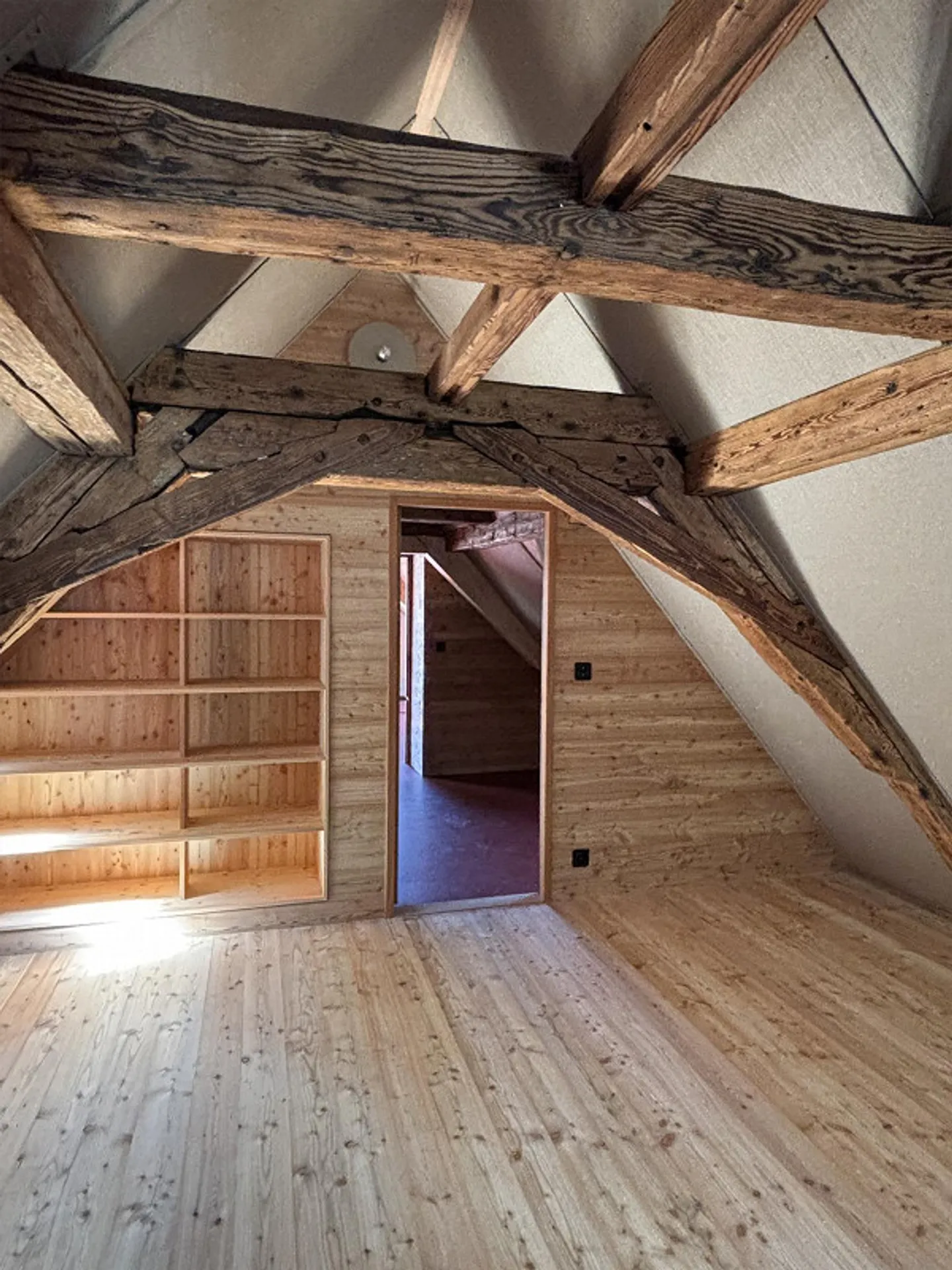 Grande Maisonette avec Balcon Français - Photo 9 sur 13