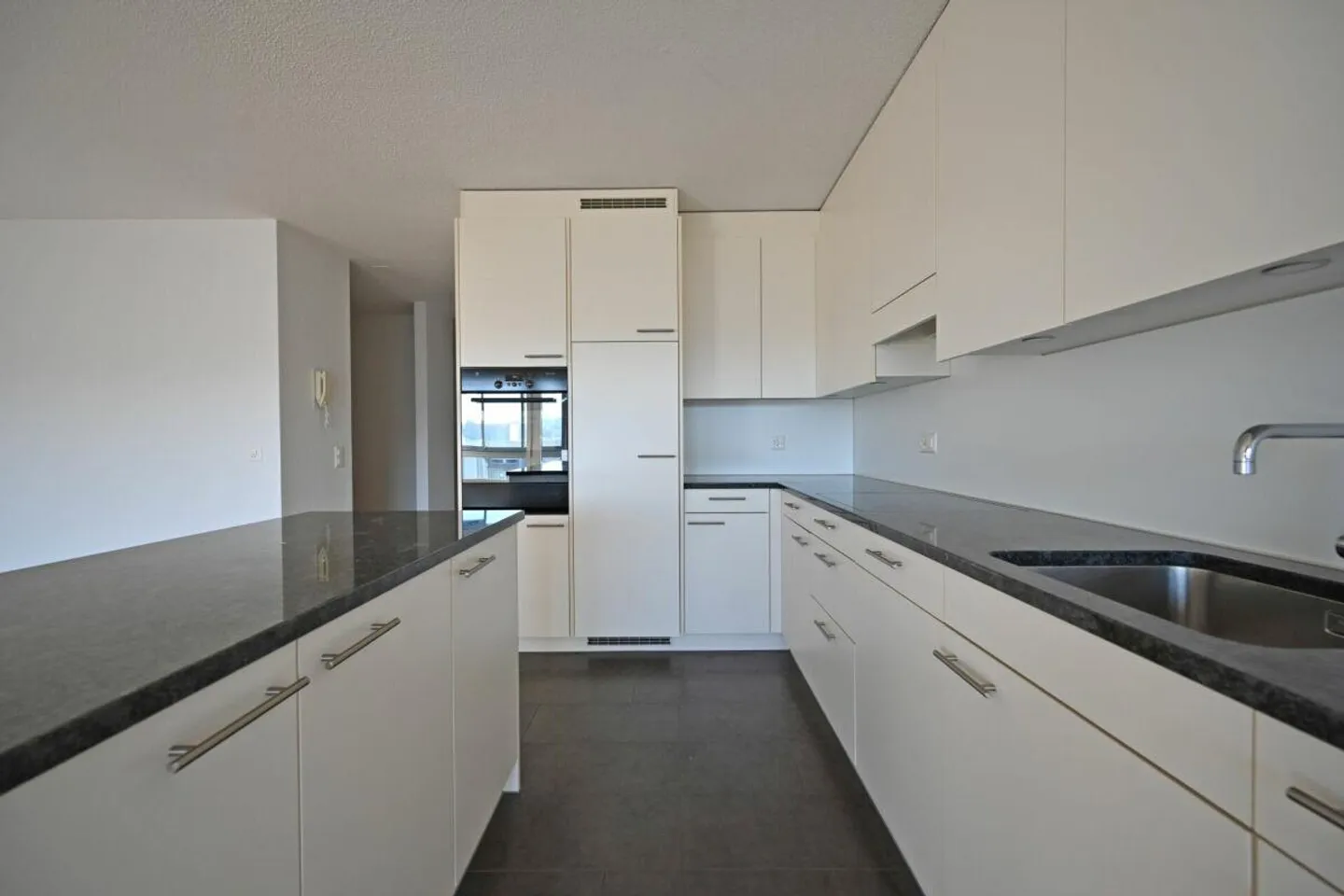 Attraktive 3.5-Zimmerwohnung mit angrenzender 1-Zimmerwohnung - Foto 2 von 9