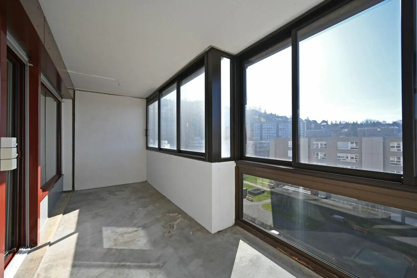 Attraktive 3.5-Zimmerwohnung mit angrenzender 1-Zimmerwohnung - Foto 3 von 9