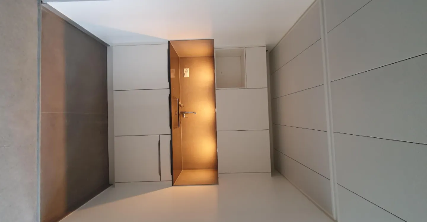 Raw office space just steps from CEVA - Photo 4 of 9