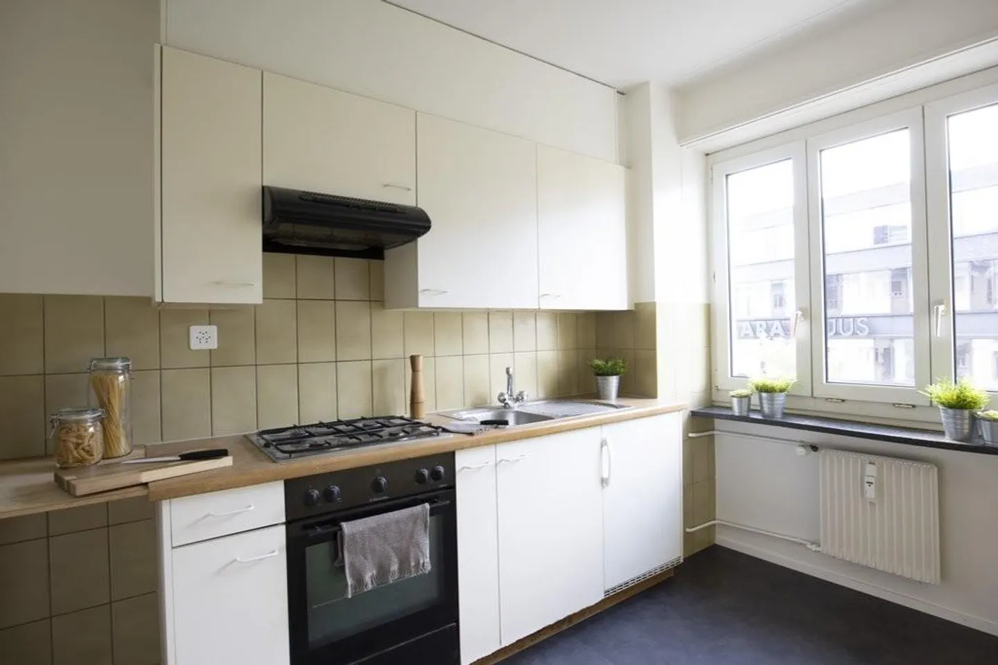 Central Living at Claraplatz - Photo 2 of 6