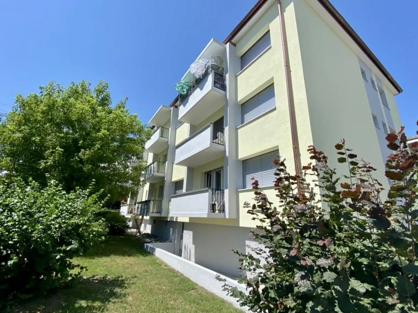 Appartamento spazioso con balcone - Foto 1 di 9