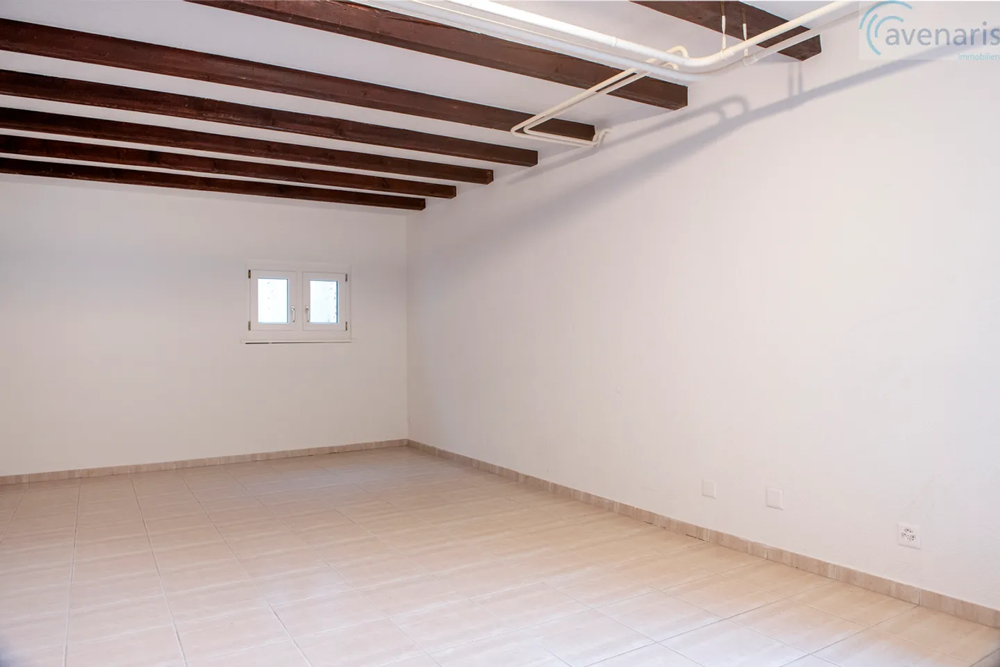 Detached single-family house in a quiet location with pool - Photo 7 of 11