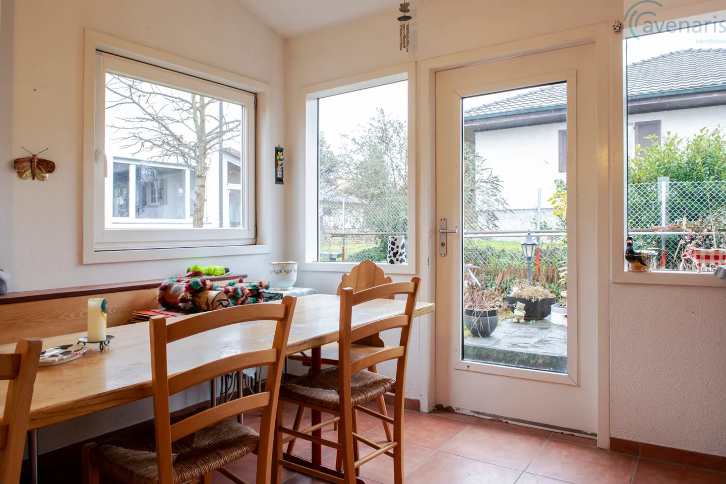 Detached single-family house in a quiet location with pool - Photo 3 of 11