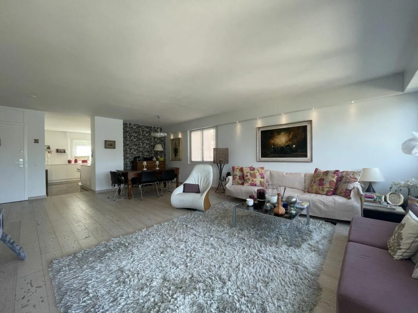 Spazioso appartamento con vista panoramica e piscina - Foto 1 di 7