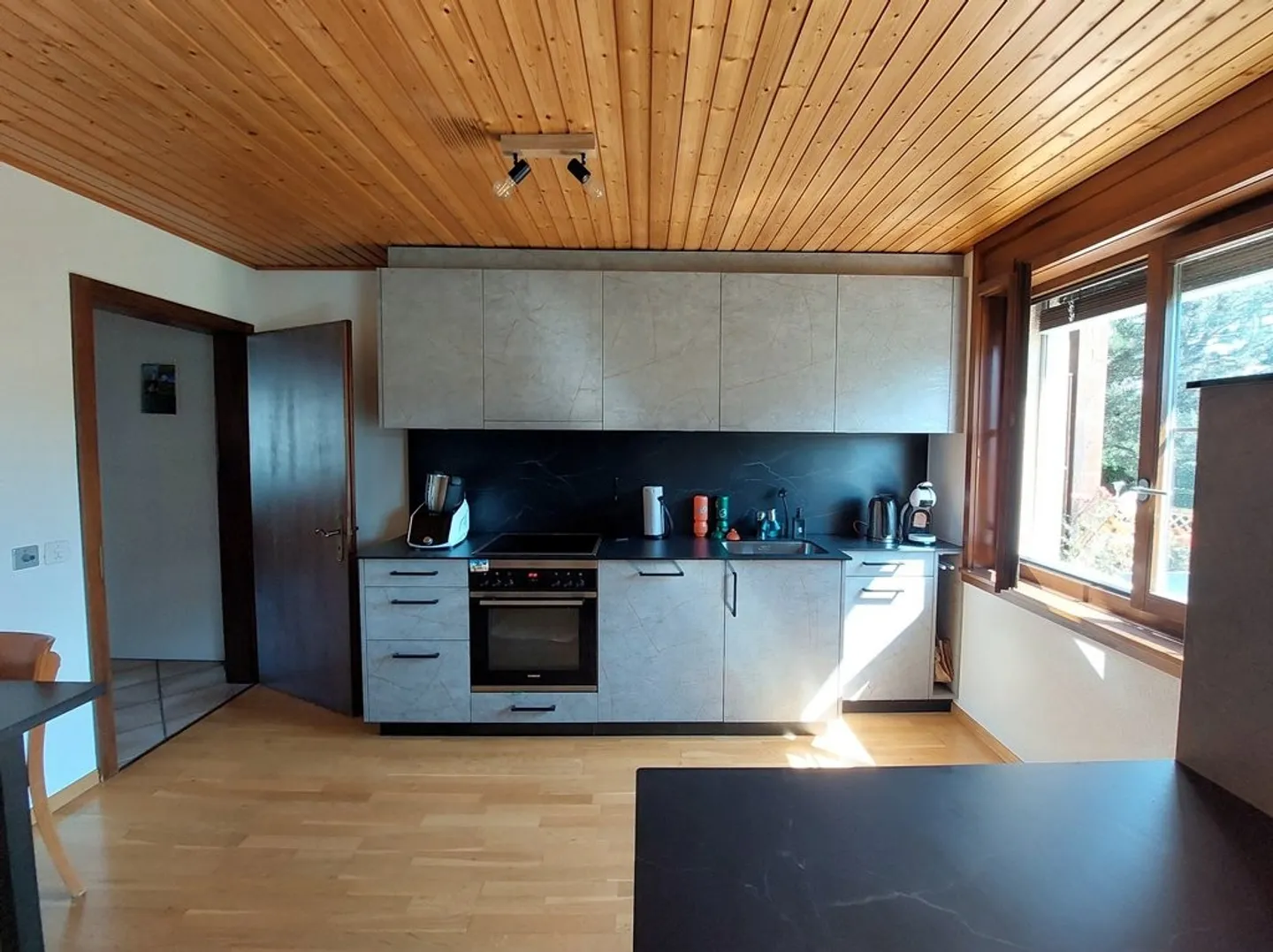 Appartamento con 3,5 stanze al 1° piano - Foto 3 di 10