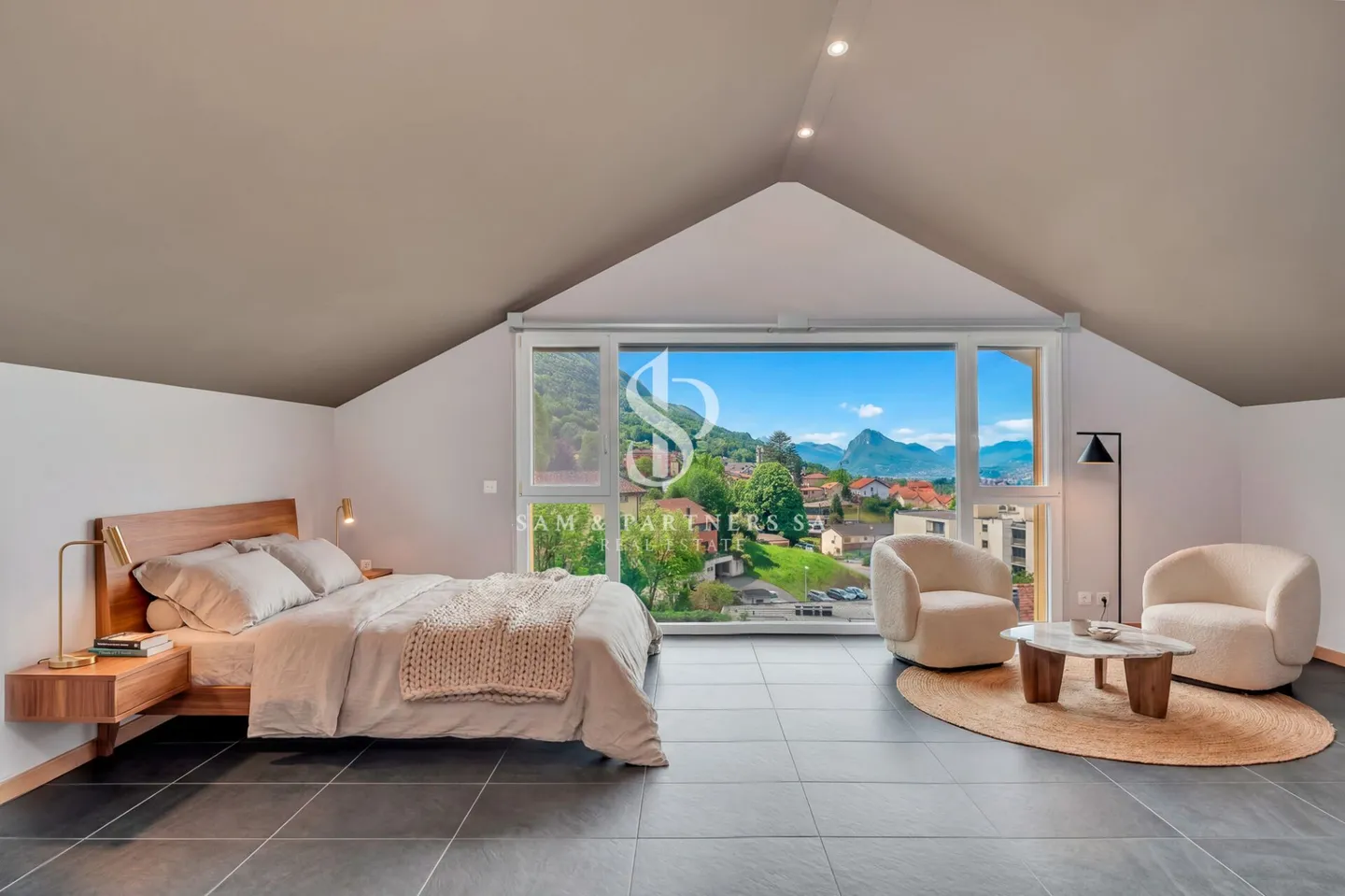 Moderne Villa mit Seeblick - Foto 9 von 18