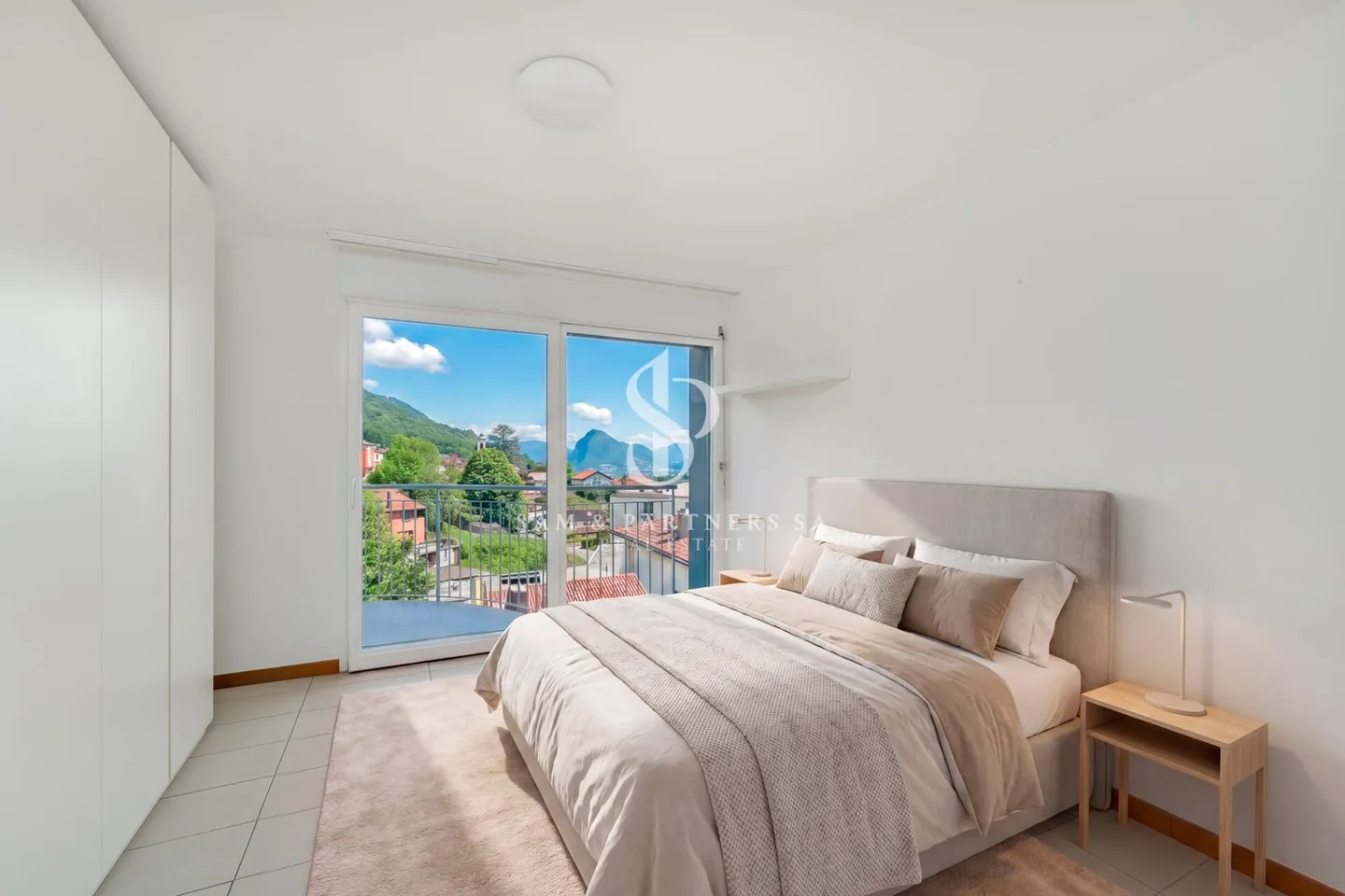 Moderne Villa mit Seeblick - Foto 13 von 18