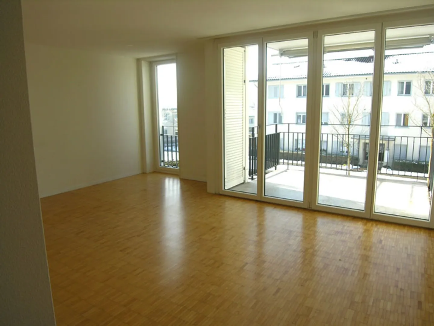 Appartement spacieux ensoleillé - Photo 6 sur 6