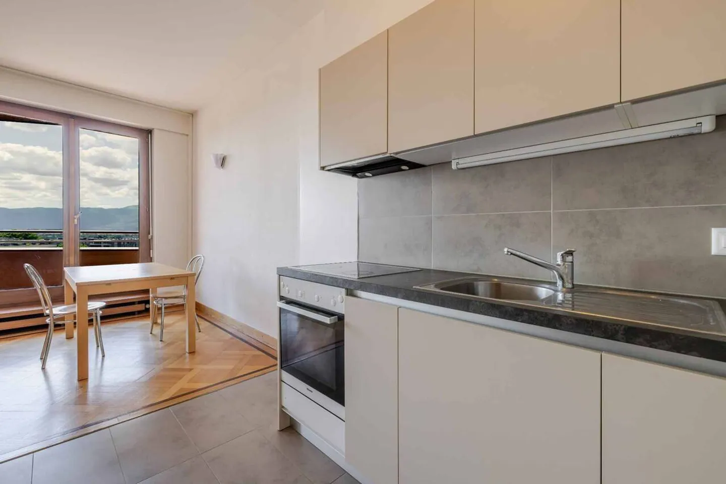 Luxuswohnung in Grand-Saconnex - Foto 4 von 10