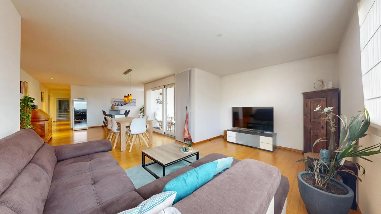 Appartement PPE avec 5,5 pièces (actuellement 4,5) au centre de Fribourg - Photo 8 sur 18