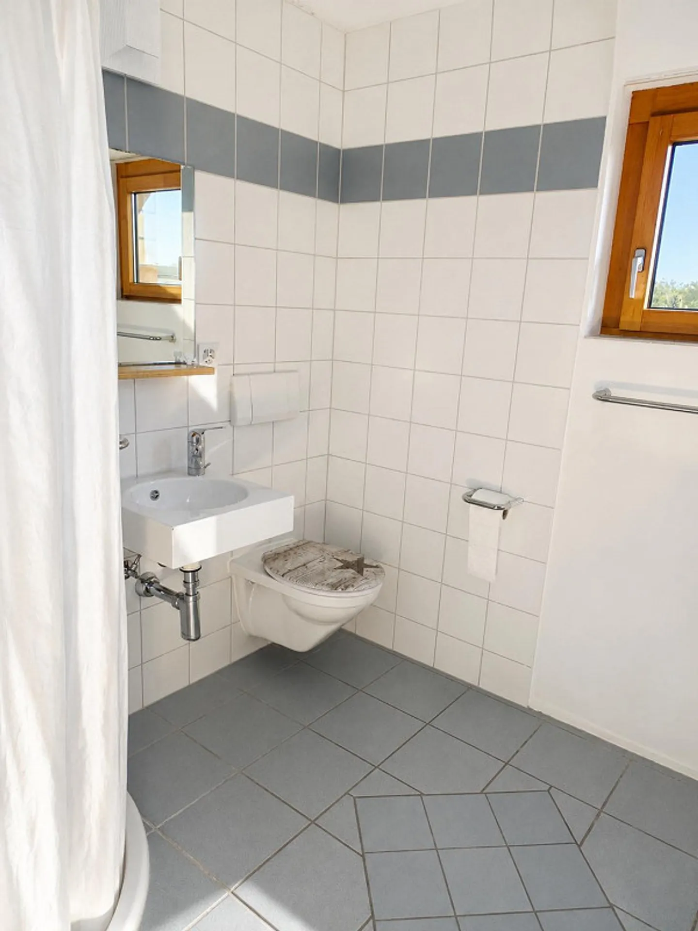 Ampio appartamento di 4,5 locali nel bel Ramsen! - Foto 5 di 8