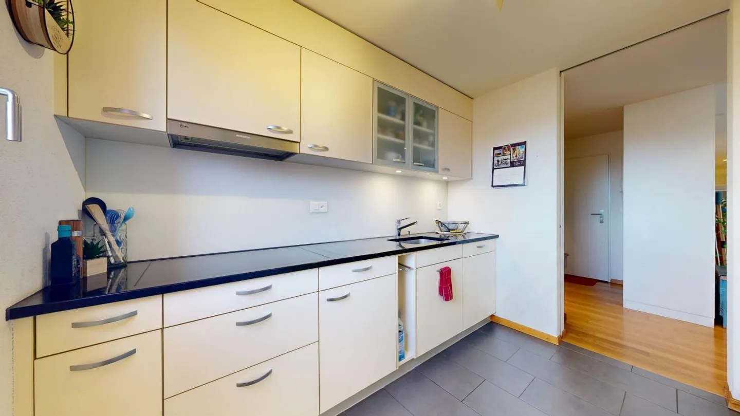 Appartement PPE avec 5,5 pièces (actuellement 4,5) au centre de Fribourg - Photo 12 sur 18