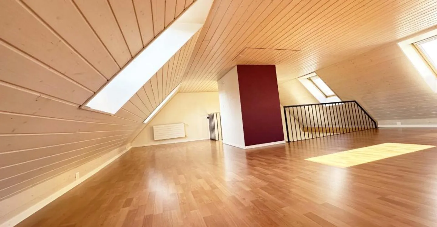 04543 - Spacious attic duplex of approximately 82m2 (sloping ceilings) - Daniel-Jeanrichar - Photo 2 of 4