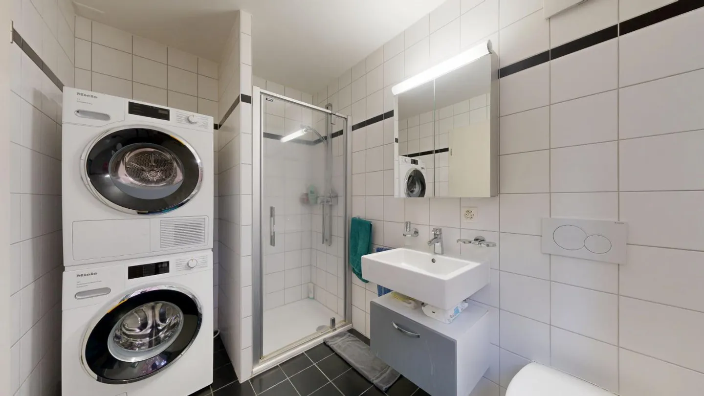 Appartement PPE avec 5,5 pièces (actuellement 4,5) au centre de Fribourg - Photo 15 sur 18