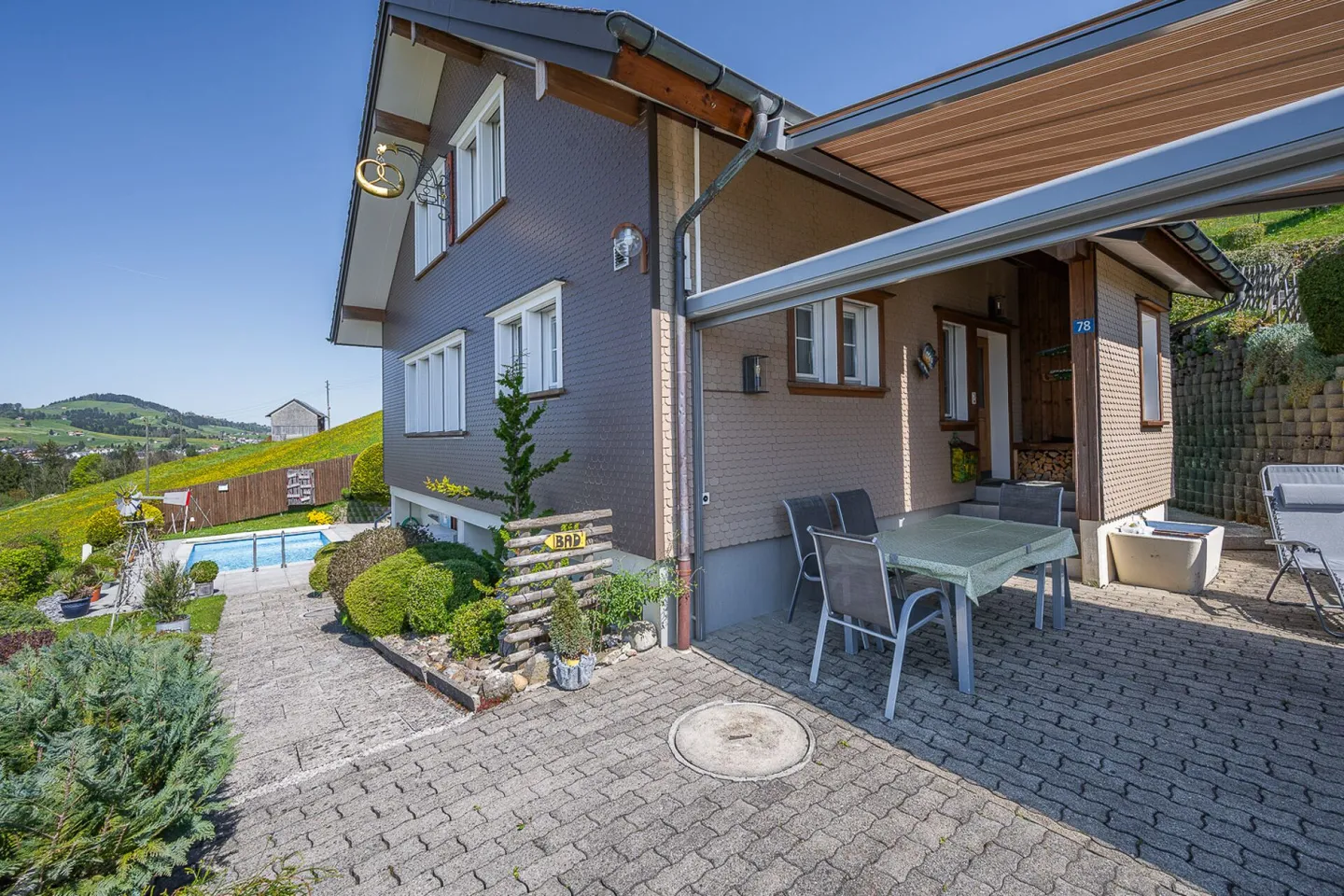 Casa unifamiliare idilliaca in una posizione collinare da sogno a Neckertal - Foto 3 di 17