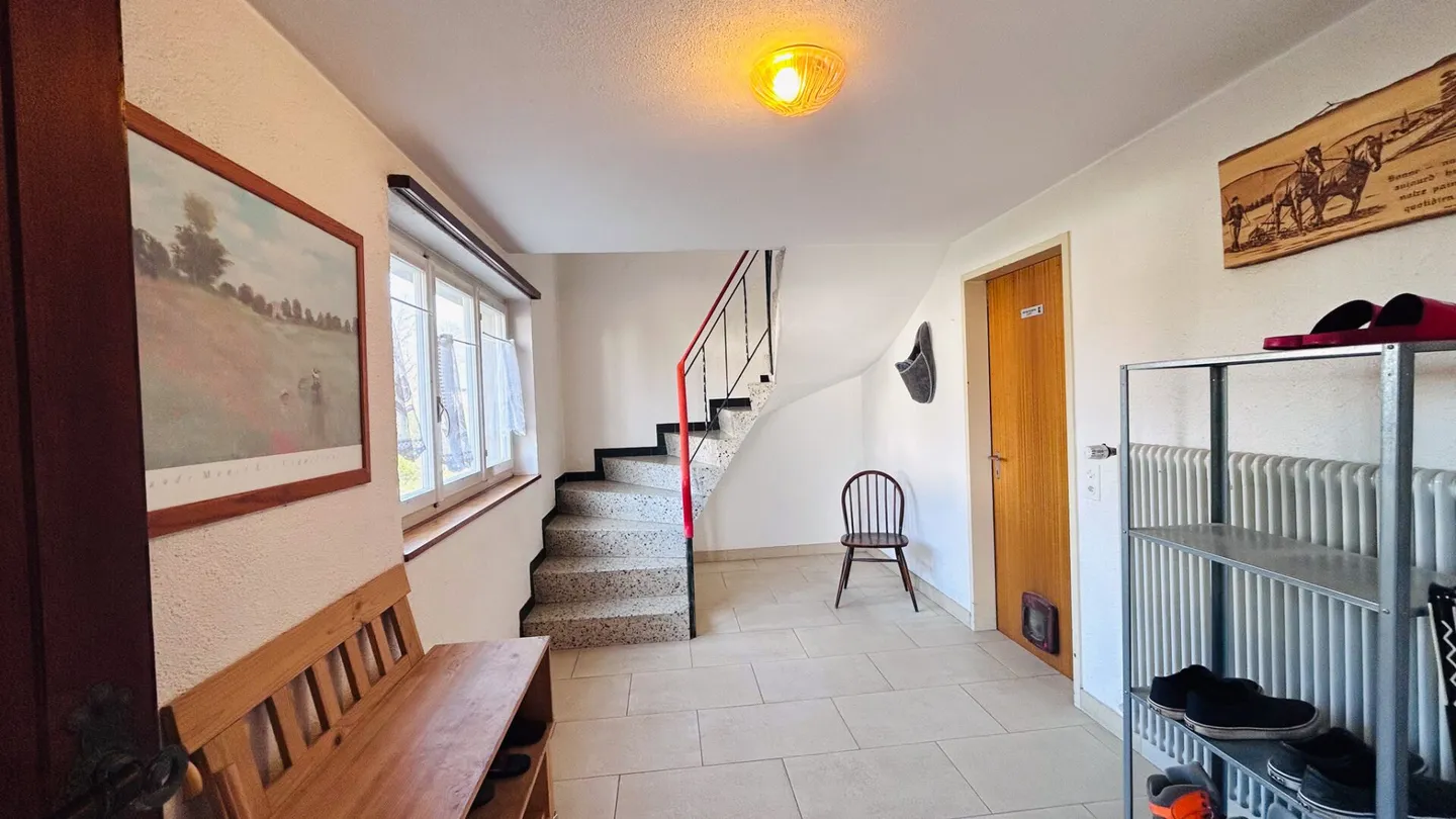 Maison avec 2 appartements - Photo 2 sur 20