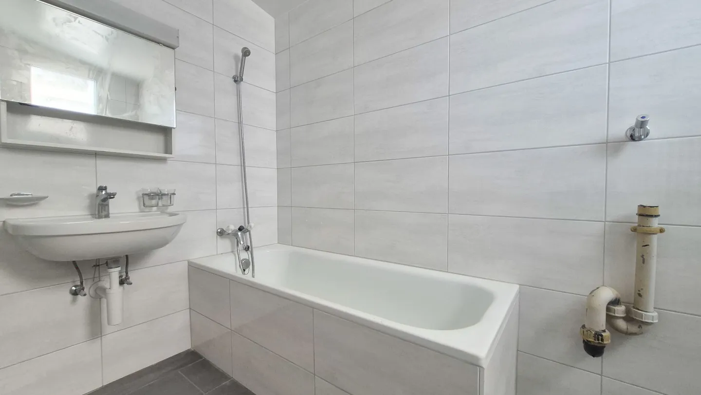 Appartement lumineux de 3,5 pièces à Ponts-de-Martel - Photo 8 sur 9