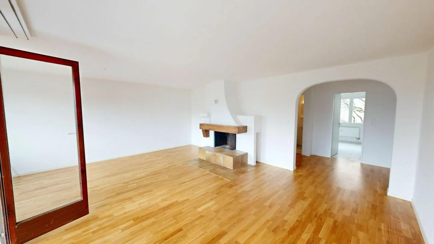 Appartement 4.5 pièces dans la verdure - Photo 3 sur 12