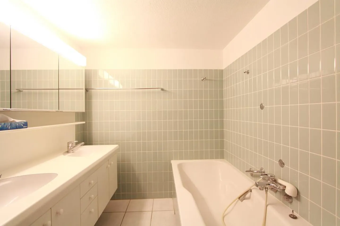 3.5-room apartment with terrace in an attractive location - Photo 6 of 8