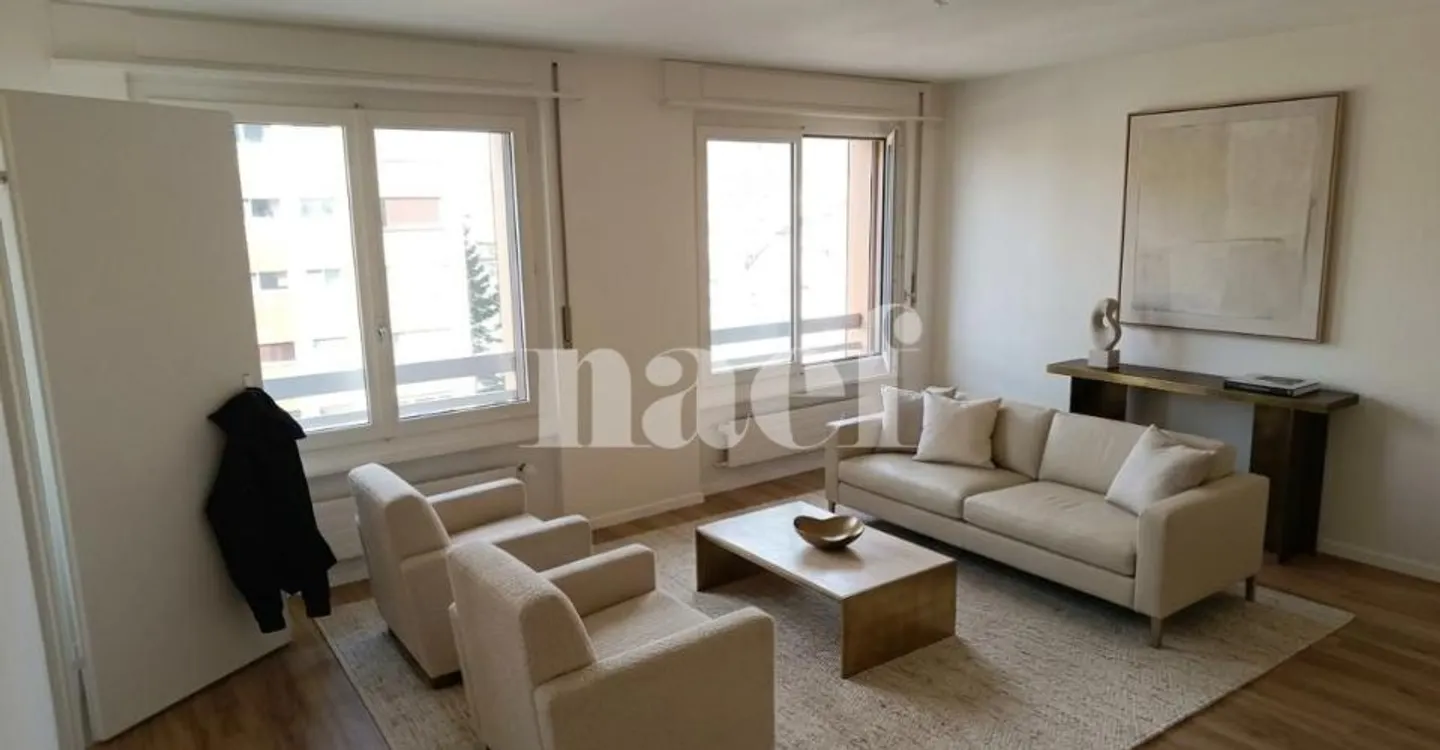 Schöne 2,5-Zimmer-Wohnung komplett renoviert - Foto 1 von 4
