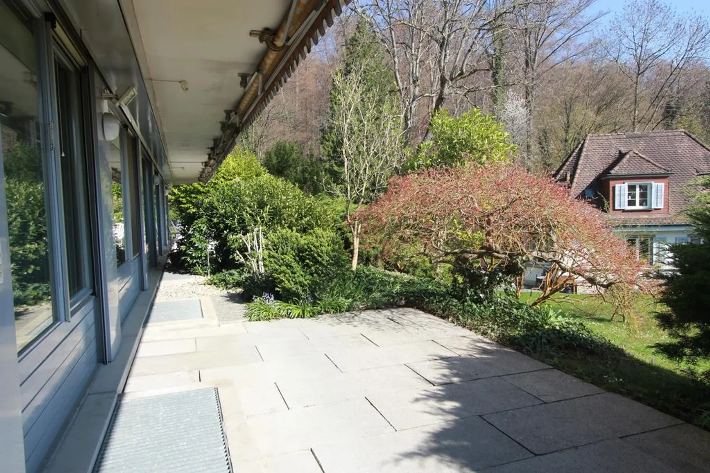 3.5-room apartment with terrace in an attractive location - Photo 7 of 8