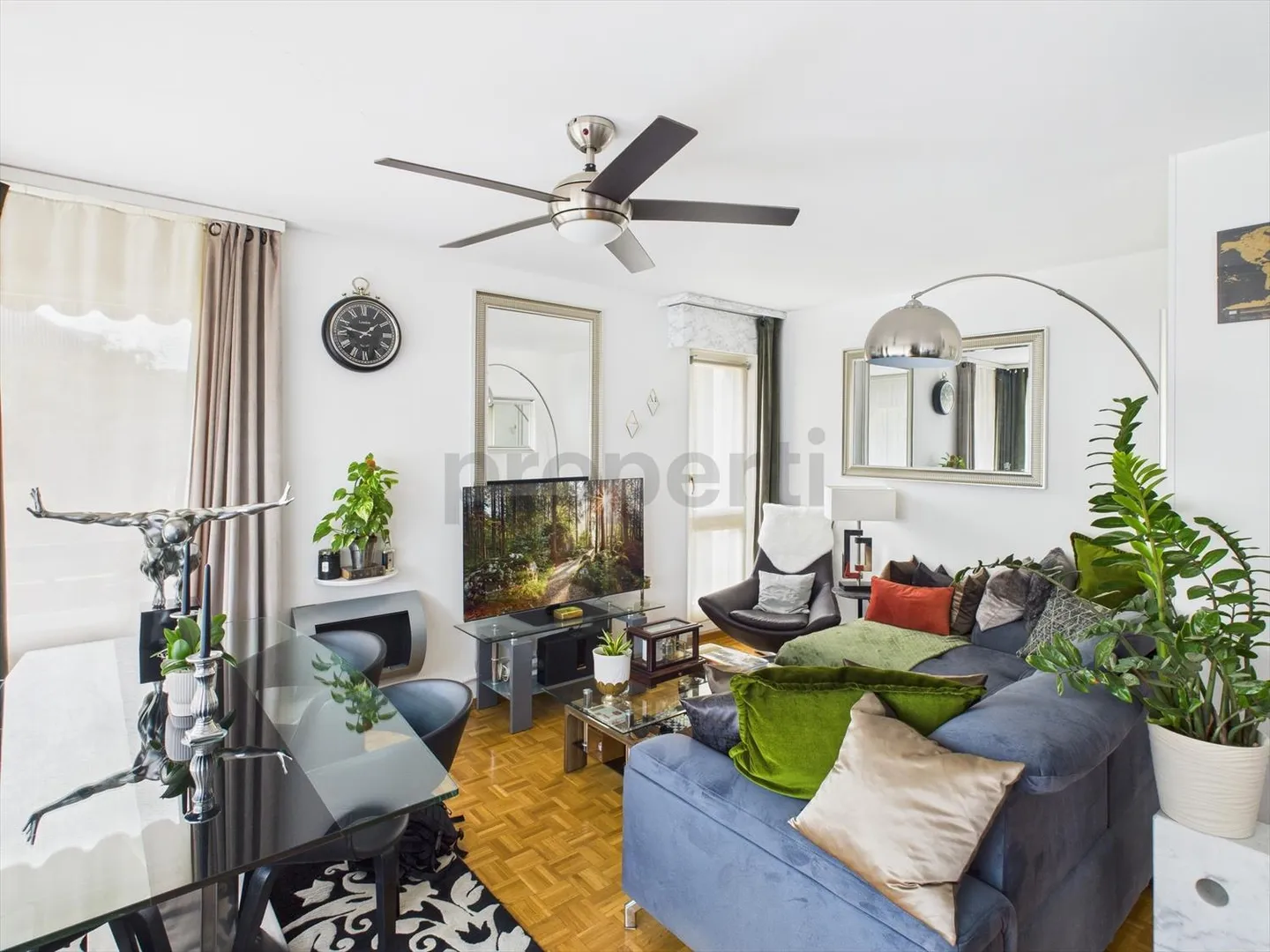 Exklusive 2,5-Zimmer-Wohnung in Saint-Sulpice mit Balkon - Foto 2 von 12