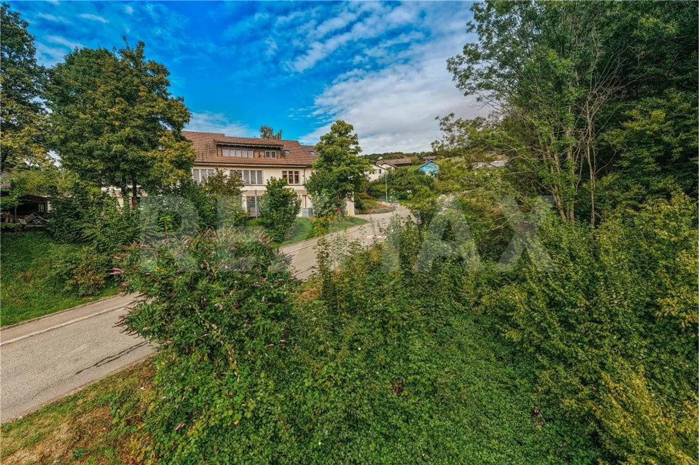 Vivre Aujourd'hui : Maisons Jumelées Stylées de 6.5 Pièces en Nouvelle Construction - Photo 8 sur 8