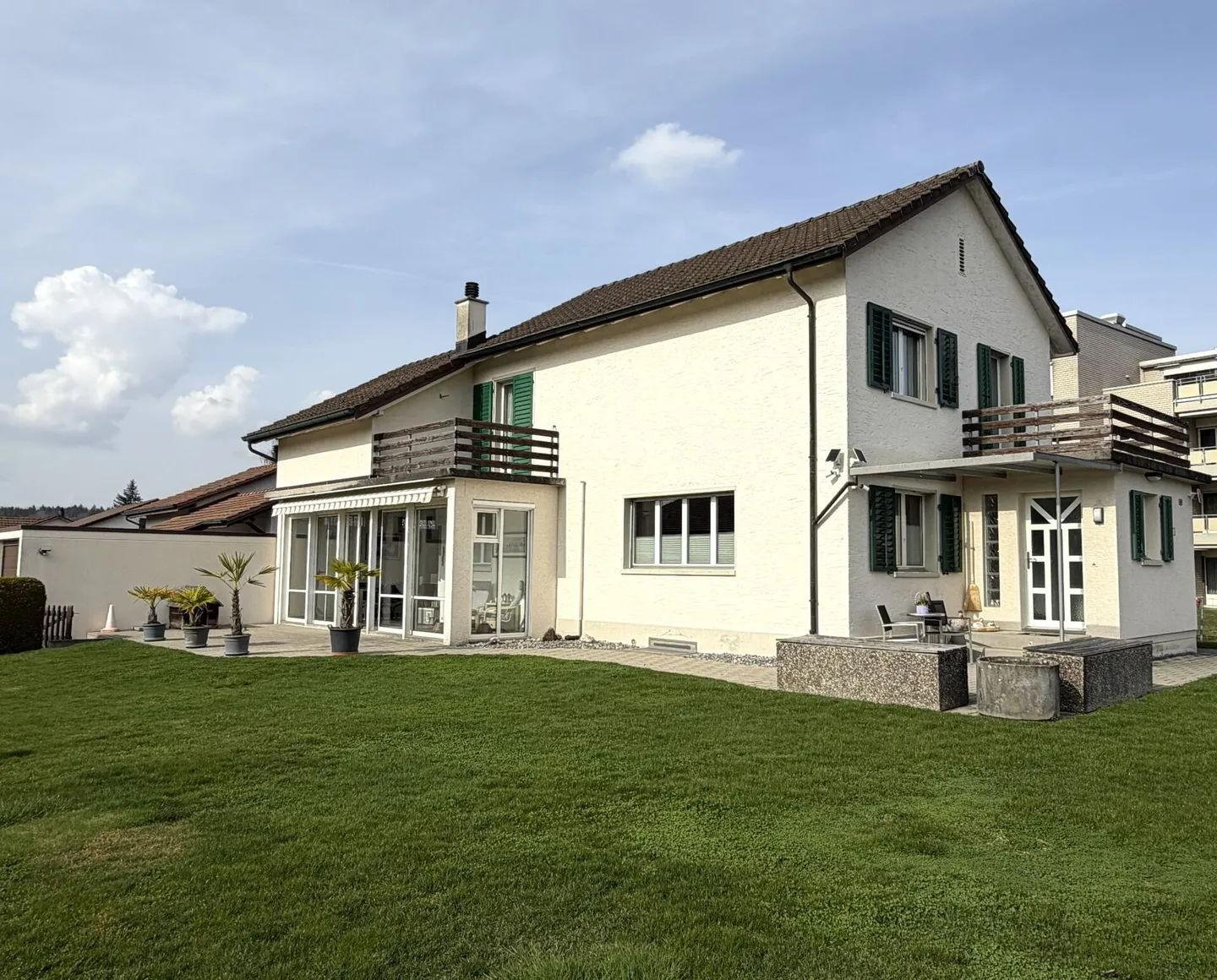 For Sale: Beautiful, Well-Maintained Detached House - Photo 1 of 18