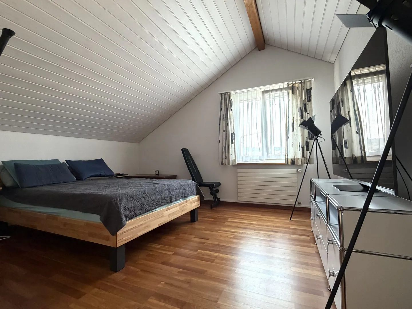 For Sale: Beautiful, Well-Maintained Detached House - Photo 15 of 18