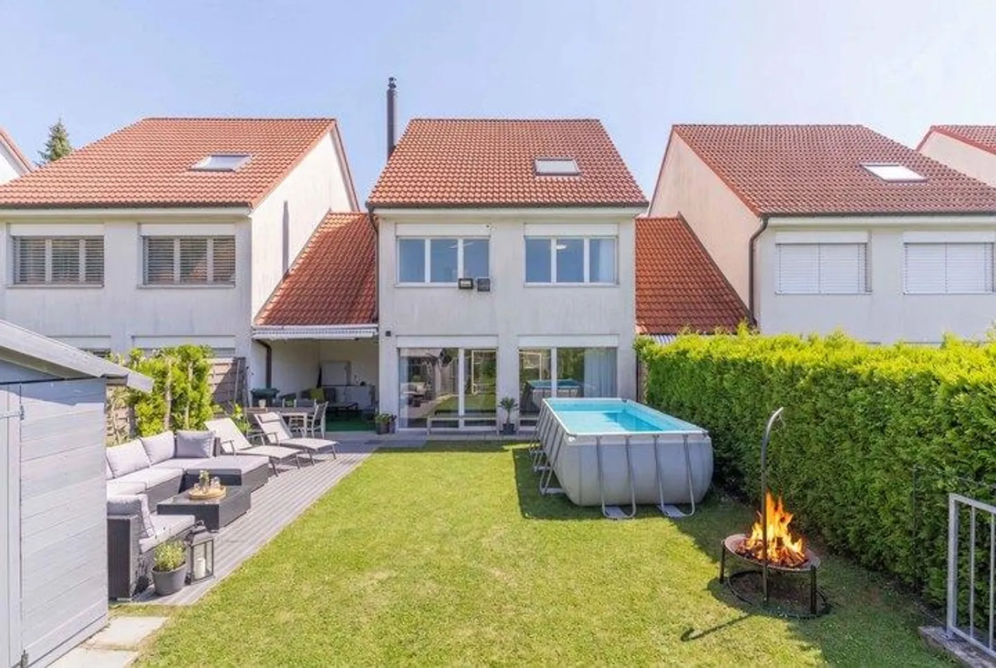 Charmantes Reihenmittelhaus in Oensingen - Foto 1 von 8