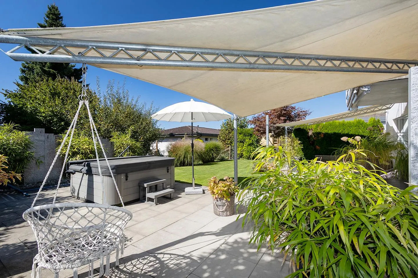 Exklusives Einfamilienhaus in Bellikon - Foto 3 von 13