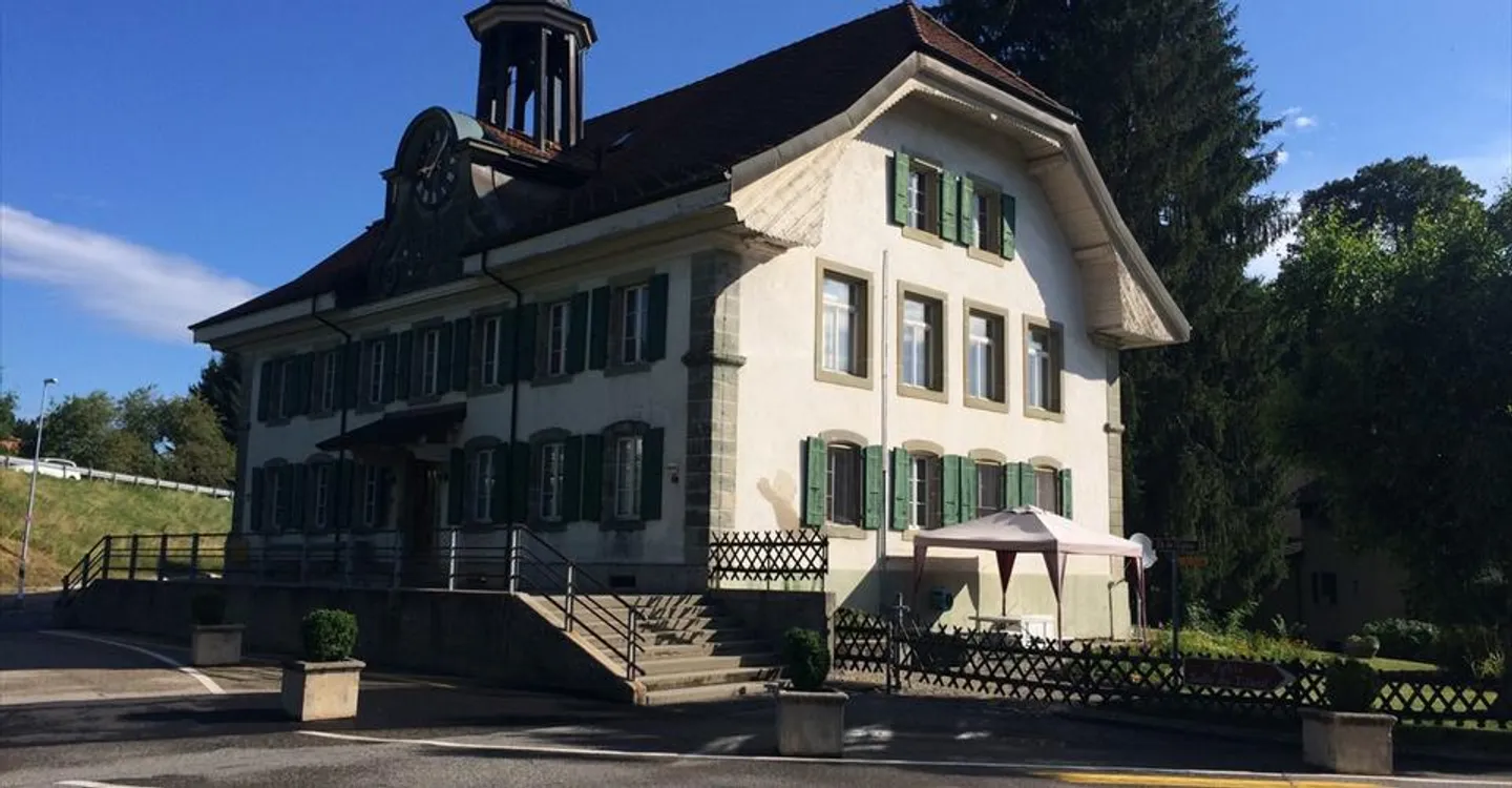 Mischgenutztes Gebäude mieten - Foto 3 von 10