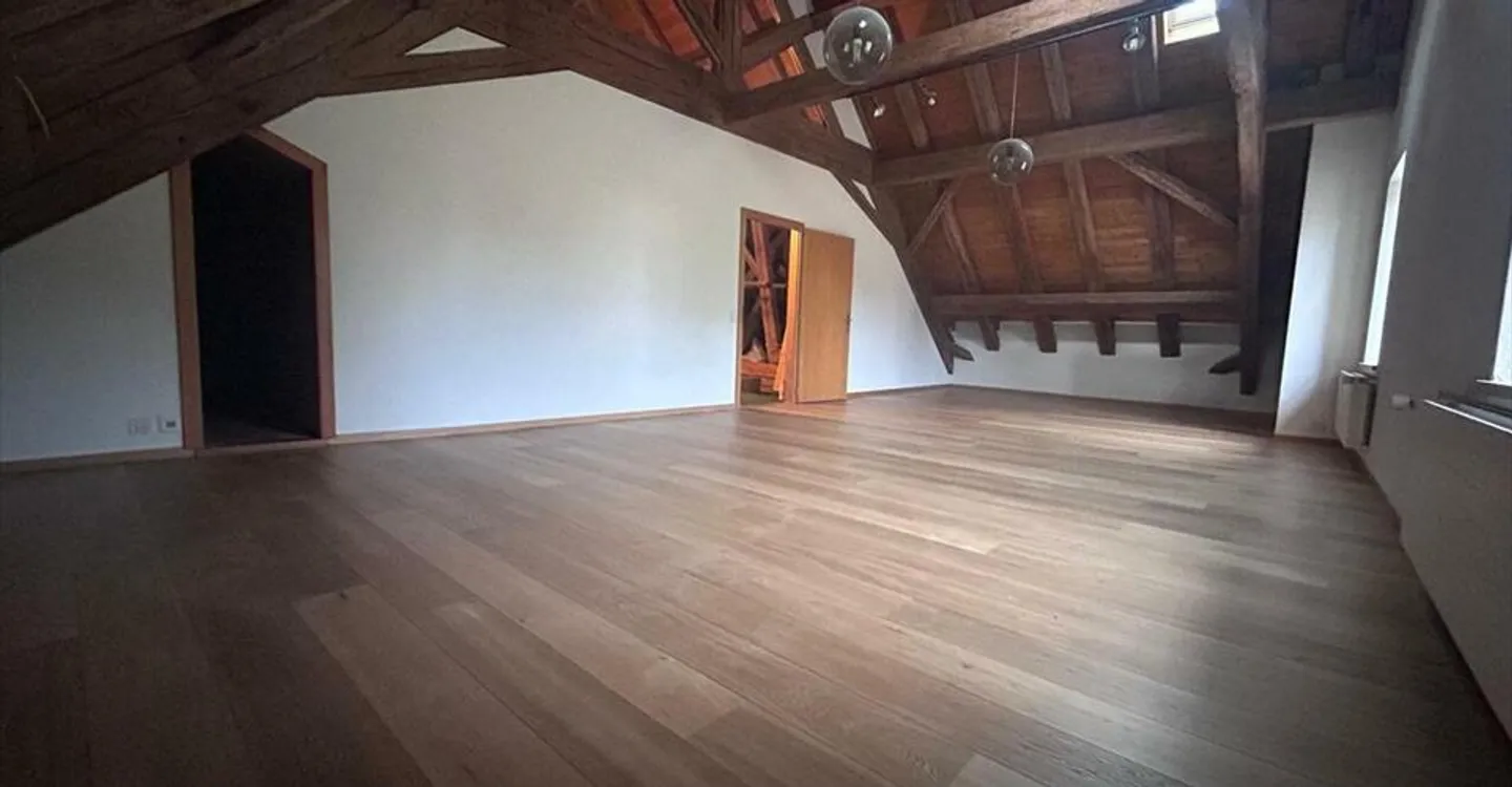 Mischgenutztes Gebäude mieten - Foto 1 von 10