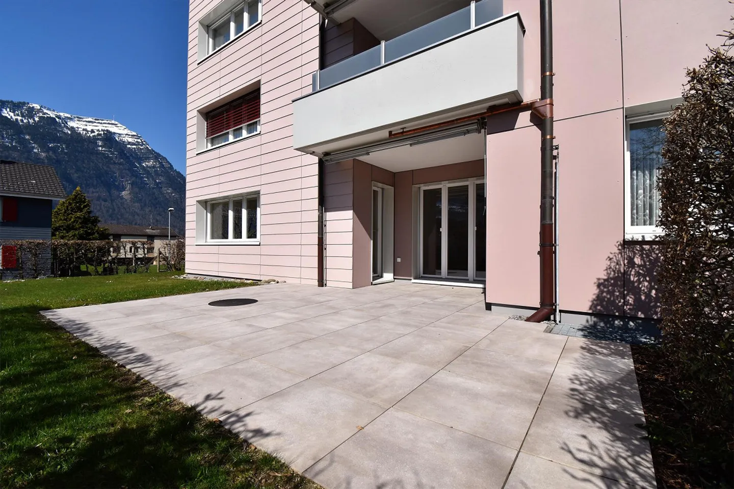 Appartamento moderno e soleggiato al piano terra - Foto 10 di 13