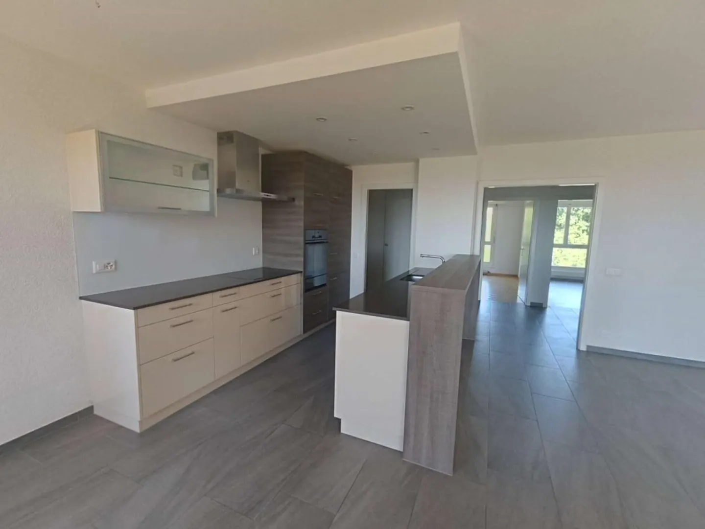 Appartement lumineux 3.5 pièces - Photo 3 sur 13