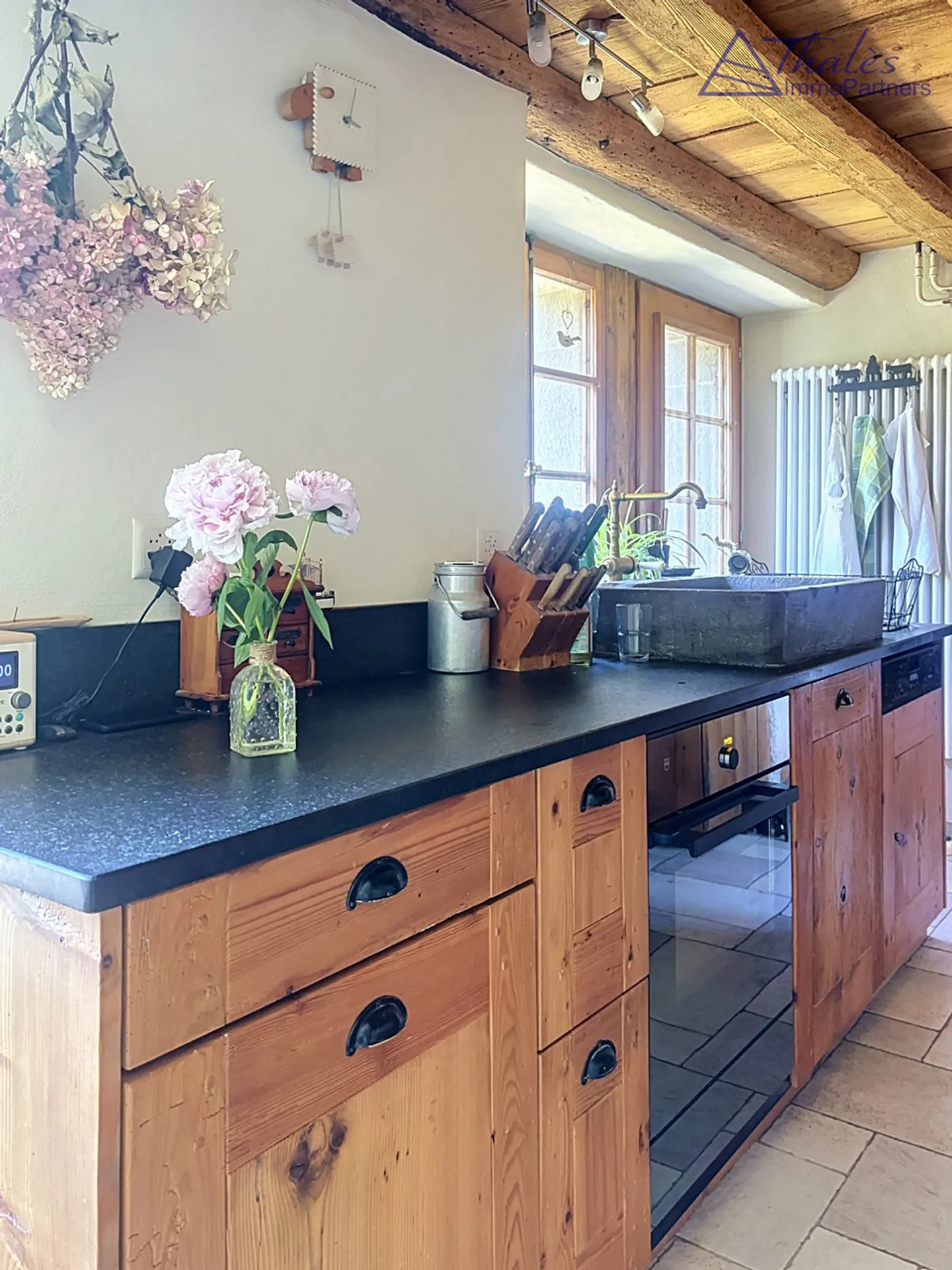 Charming Farmhouse in Broye-Vully - Photo 5 of 18