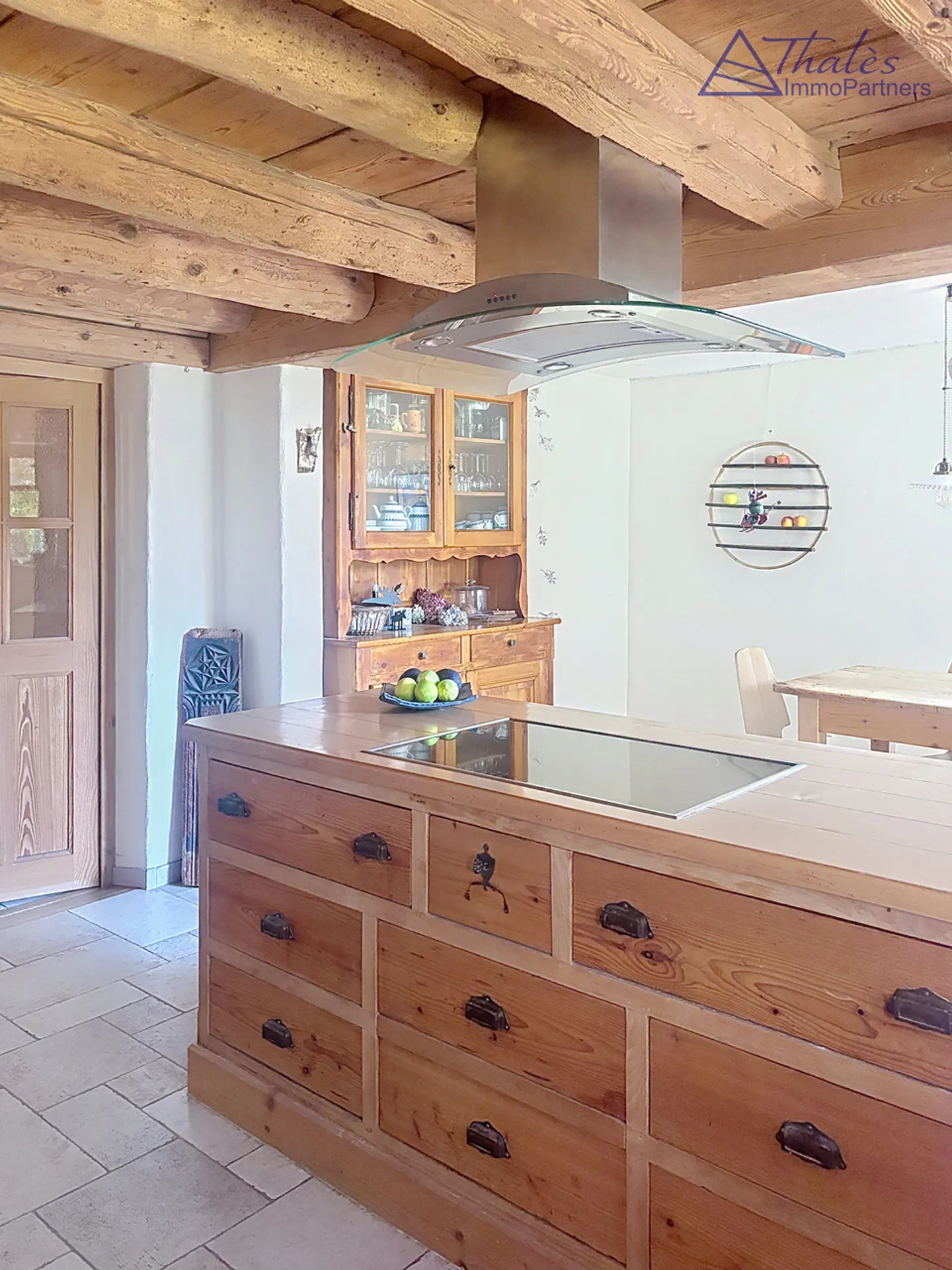 Charming Farmhouse in Broye-Vully - Photo 6 of 18