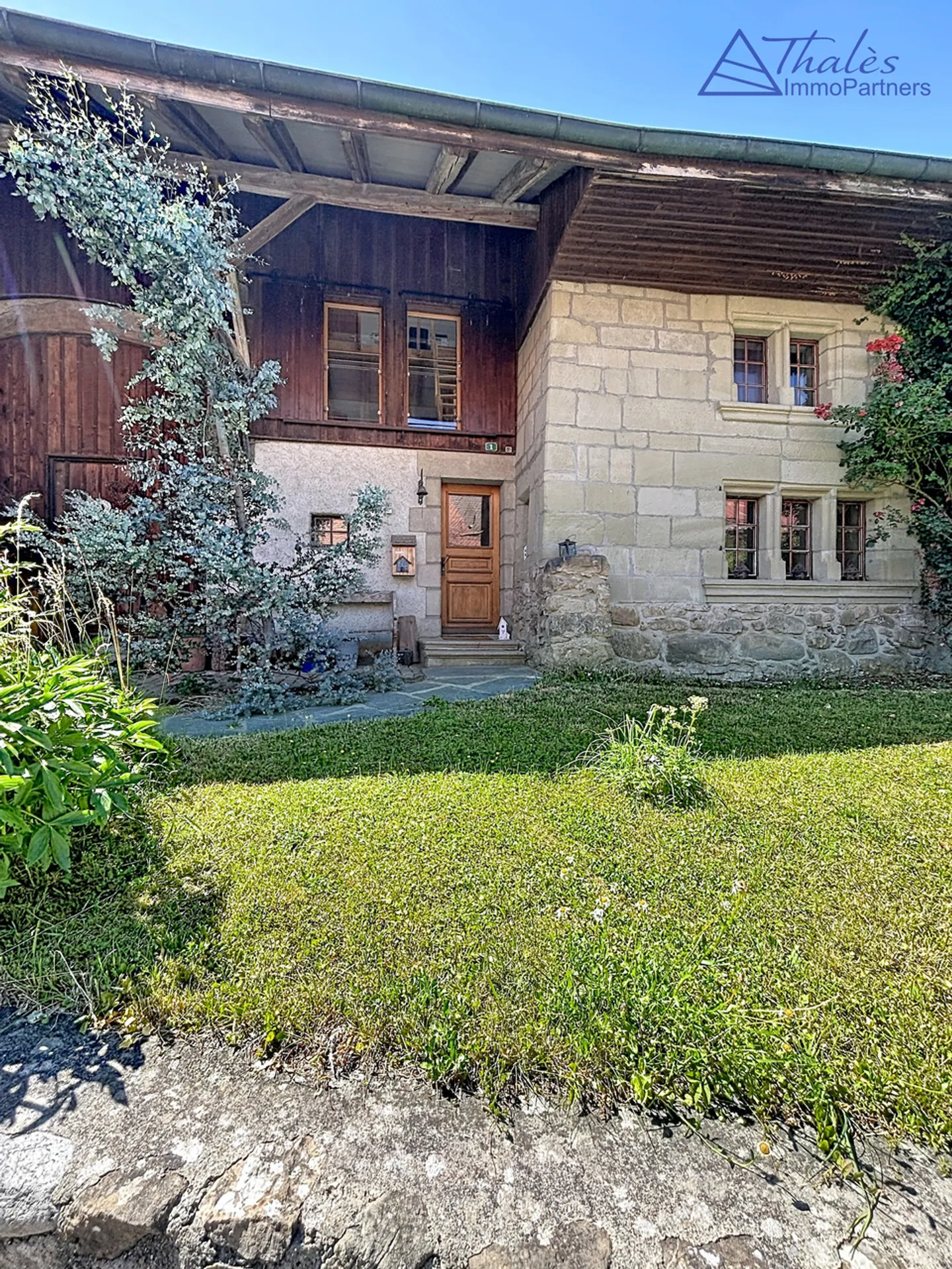 Charming Farmhouse in Broye-Vully - Photo 15 of 18