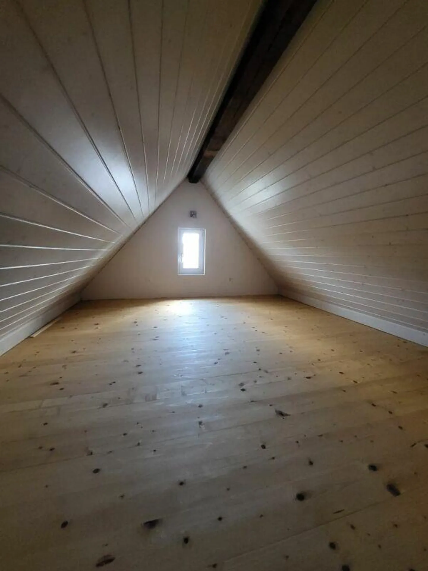 Gemütliche 1.5-Zimmer-Dachwohnunng mit toller Galerie - Foto 5 von 6