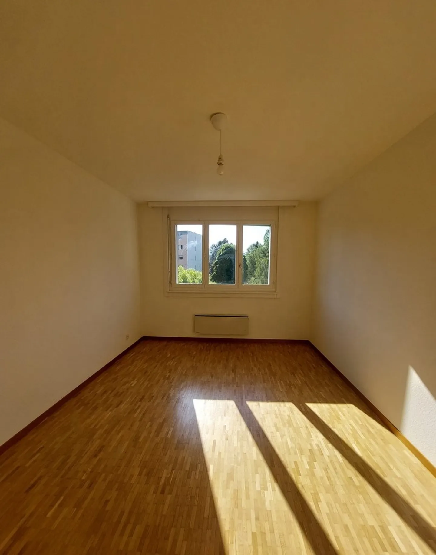 Geräumige Wohnung in Romont - Foto 6 von 11